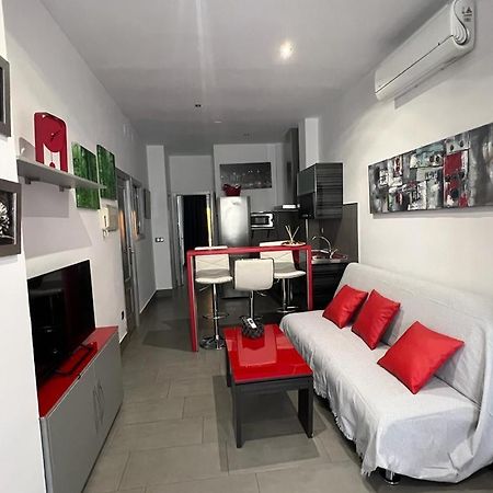 180 Home Un Sueno En El Corazon De Triana Voluntad Siviglia Esterno foto